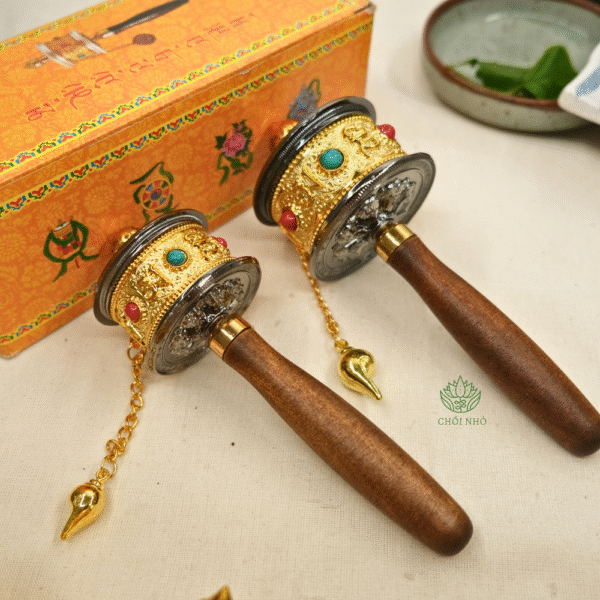 Kinh luân xoay lớn vàng viền bạc - Ảnh 12