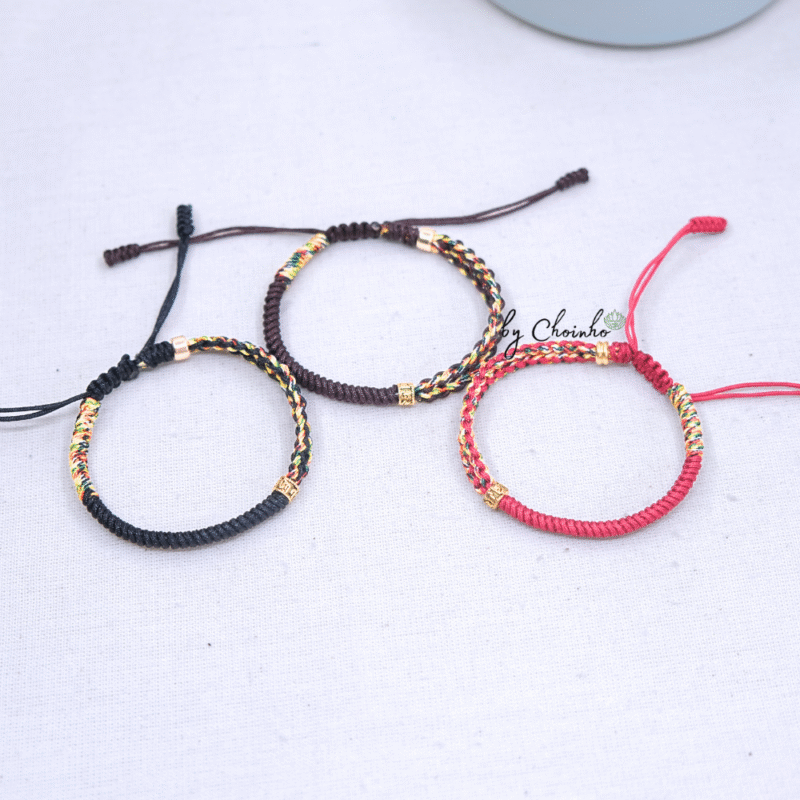 Vòng tay ngũ sắc dây tết đủ màu xinh xắn, phối charm Omani - Chồi Nhỏ - Ảnh 3