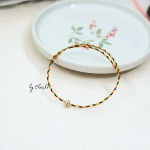 Vòng tay ngũ sắc dây 1.0mm màu vàng kim phối hạt bồ đề cho trẻ em - Chồi Nhỏ