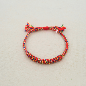Vòng tay ngũ sắc Nepal thắt nút kim cang kèm tua rua- freesize nữ- Chồi Nhỏ