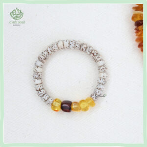 Vòng tay Bồ Đề tinh nguyệt phối hạt hổ phách | hạt bồ đề dẹt 5x3mm | freesize|  theo cỡ tay | Chồi Nhỏ