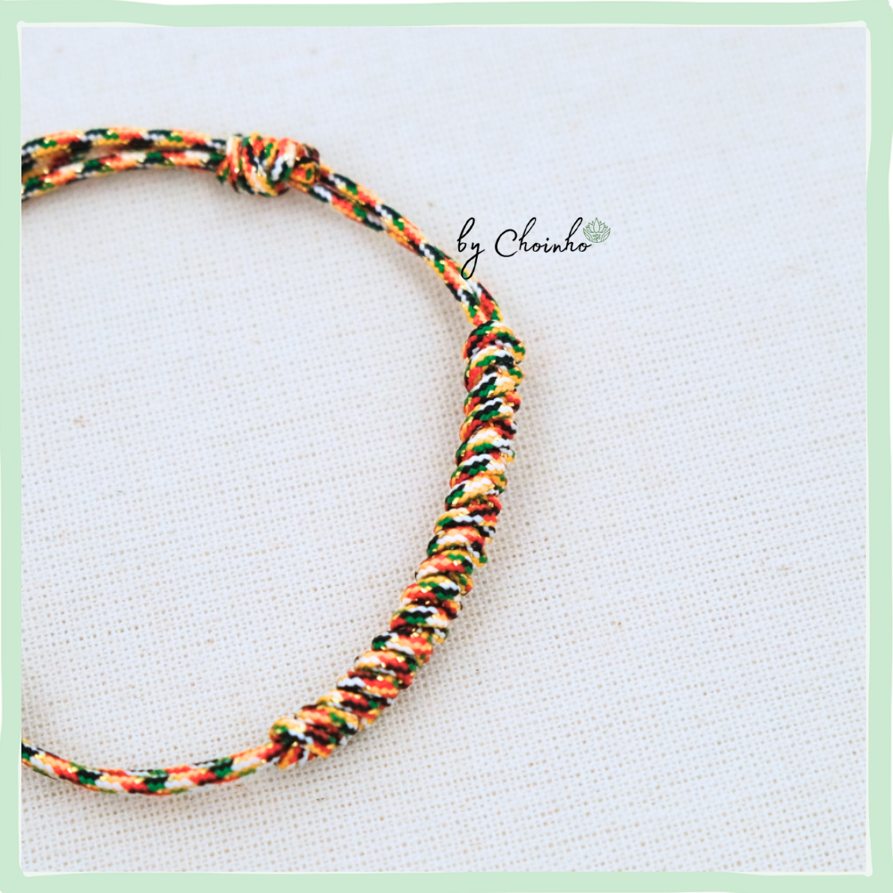 Vòng tay ngũ sắc thắt 18 nút kim cang cho nữ | dây ngũ sắc vàng ánh kim 1.5mm | freesize tay nữ | Chồi Nhỏ 4 Vòng tay ngũ sắc thắt 18 nút kim cang cho nữ | dây ngũ sắc vàng ánh kim 1.5mm | freesize tay nữ | Chồi Nhỏ - Ảnh 4