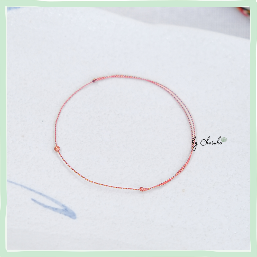 Vòng ngũ sắc phối hạt kim sa đeo chân | dây 0.5 ly đỏ phối 1 hạt kim sa | freesize mọi cỡ chân | Chồi Nhỏ