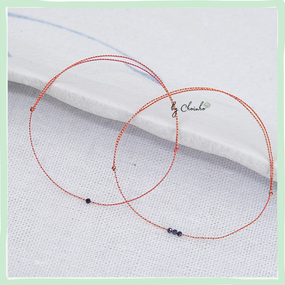 Vòng ngũ sắc phối hạt kim sa đeo chân | dây 0.5 ly màu đỏ phối 1 hạt kim sa lam| freesize | Chồi Nhỏ 2 Vòng ngũ sắc phối hạt kim sa đeo chân | dây 0.5 ly màu đỏ phối 1 hạt kim sa lam| freesize | Chồi Nhỏ - Ảnh 2