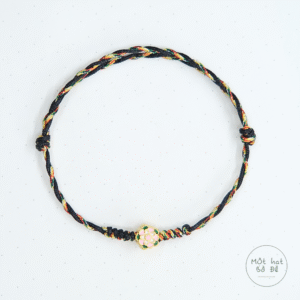 Vòng ngũ sắc phối chỉ đen và hoa mẫu đơn vàng | dây 0.8mm hai màu đỏ và đen phối hoa mẫu đơn vàng | Vòng tay ngũ sắc Chồi Nhỏ