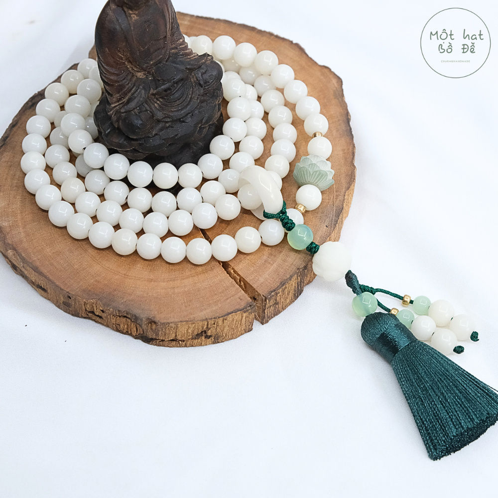 Chuỗi hạt niệm Phật bồ đề | Chuỗi 108 hạt bồ đề trắng 8 ly có tua rua và hoa sen xanh | Chồi Nhỏ 2 Chuỗi hạt niệm Phật bồ đề | Chuỗi 108 hạt bồ đề trắng 8 ly có tua rua và hoa sen xanh | Chồi Nhỏ - Ảnh 2
