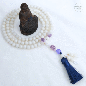 chuỗi 108 hạt bồ đề trắng 8 ly | mix 1 hạt bồ đề tím khắc chú lục tự nhẫn tím phối hồ li bồ đề, tua rua xanh lam | Chồi Nhỏ | Chuỗi hạt niệm Phật bồ đề