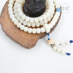 Chuỗi 108 hạt bồ đề trắng vuông phối hạt đá xanh dương nhẫn bồ đề hoa sen gỗ | Chồi Nhỏ | Chuỗi hạt niệm Phật bồ đề