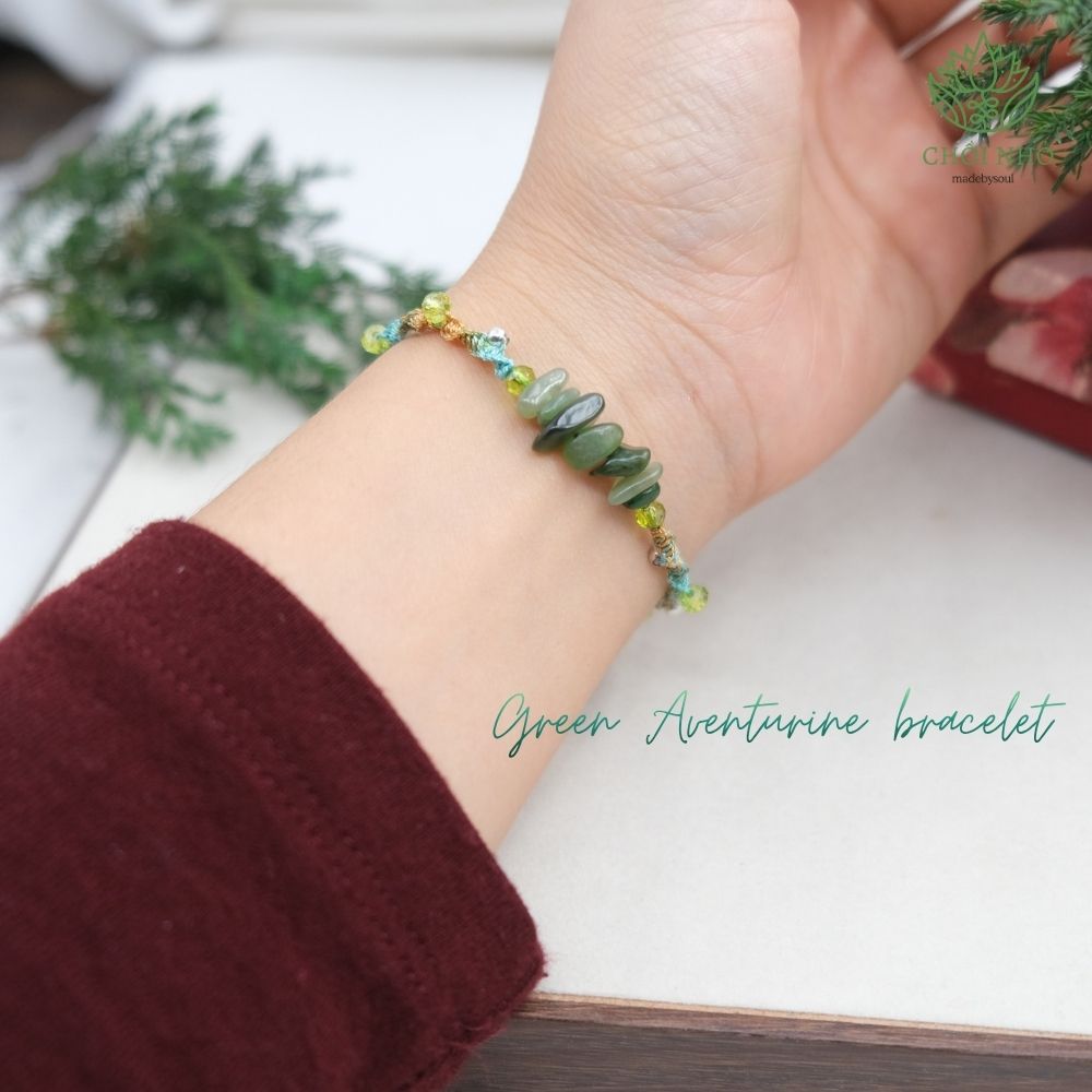 Vòng tay đá thạch anh vụn tự nhiên | Chồi Nhỏ | Vòng tay handmade đá nhiều màu 12 Vòng tay đá thạch anh vụn tự nhiên | Chồi Nhỏ | Vòng tay handmade đá nhiều màu - Ảnh 12