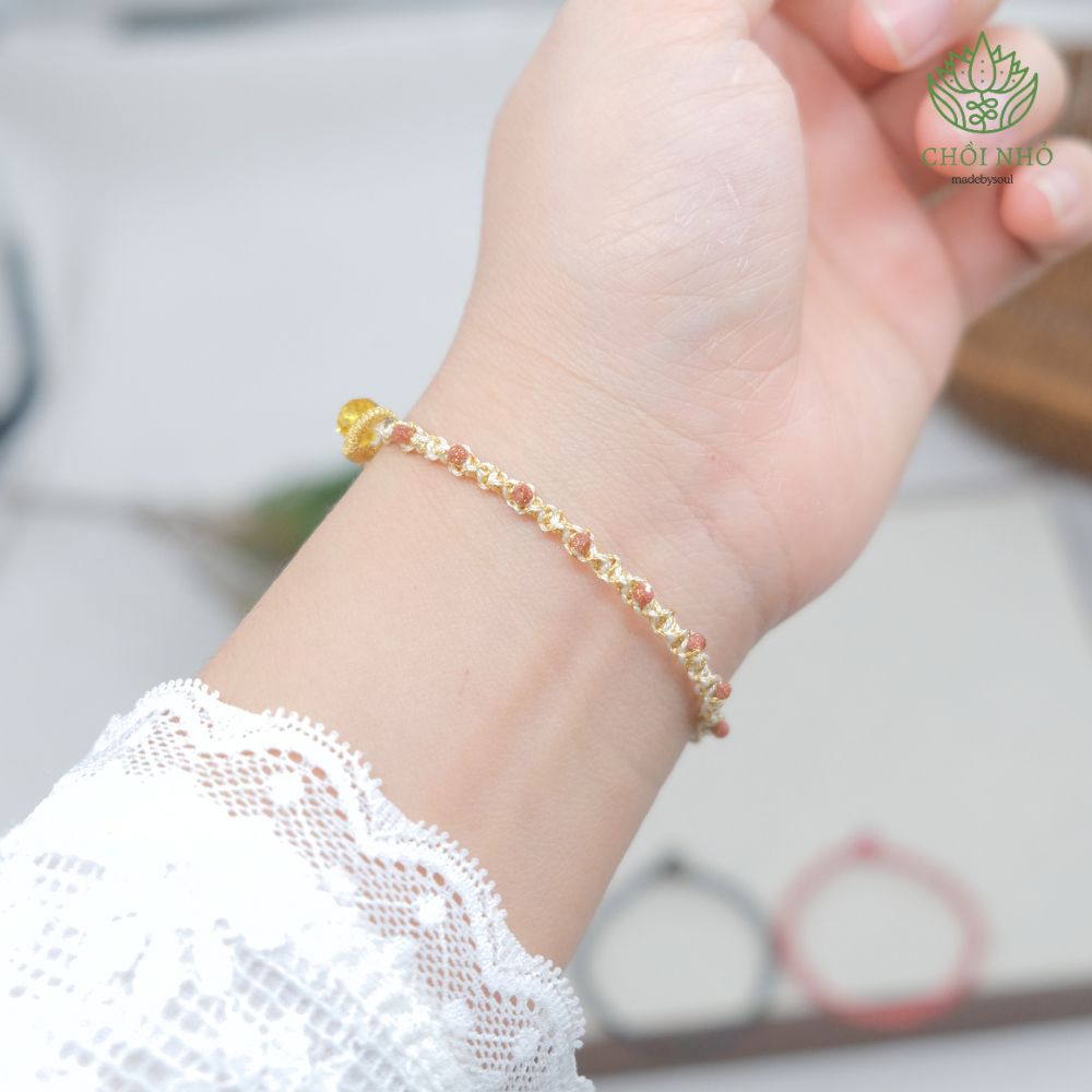 Vòng tay dây tết mix đá kim sa nâu lấp lánh | Chồi Nhỏ | Vòng tay dây tết sang chảnh không tua 6 Vòng tay dây tết mix đá kim sa nâu lấp lánh | Chồi Nhỏ | Vòng tay dây tết sang chảnh không tua - Ảnh 6