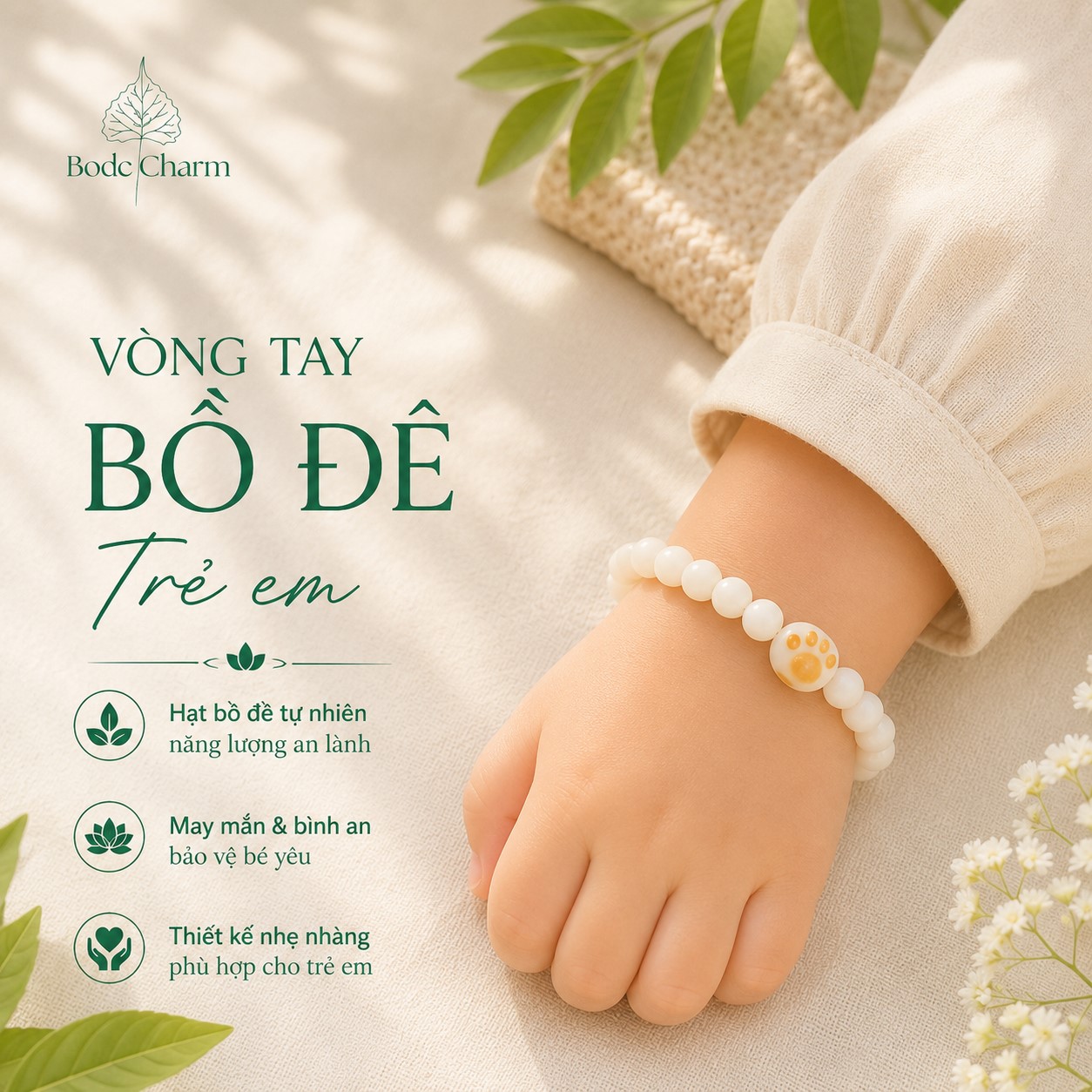 Vòng tay Bạch Ngọc Bồ Đề charm chân mèo cho bé 6 Vòng tay Bạch Ngọc Bồ Đề charm chân mèo cho bé - Ảnh 6