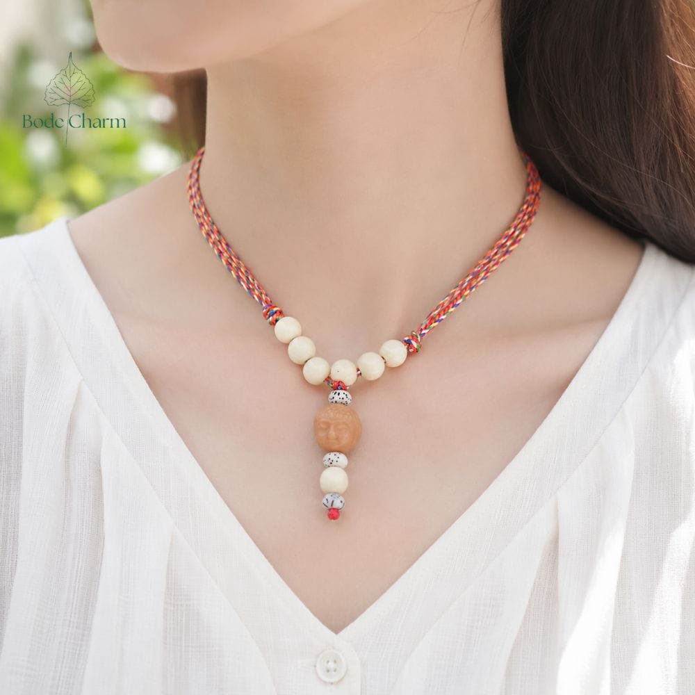Dây chuyền chỉ ngũ sắc dâu tằm charm Phật và sen Bồ Đề 2 Dây chuyền chỉ ngũ sắc dâu tằm charm Phật và sen Bồ Đề - Ảnh 2