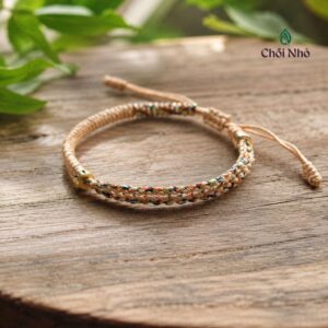 Vòng Chỉ Ngũ Sắc Dây Kem Charm OM | Hợp Mệnh Thổ, Mệnh Kim